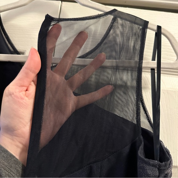 Navy blue formal long dress. Perfect for black tie fall or winter wedding size 8 - Picture 5 of 5